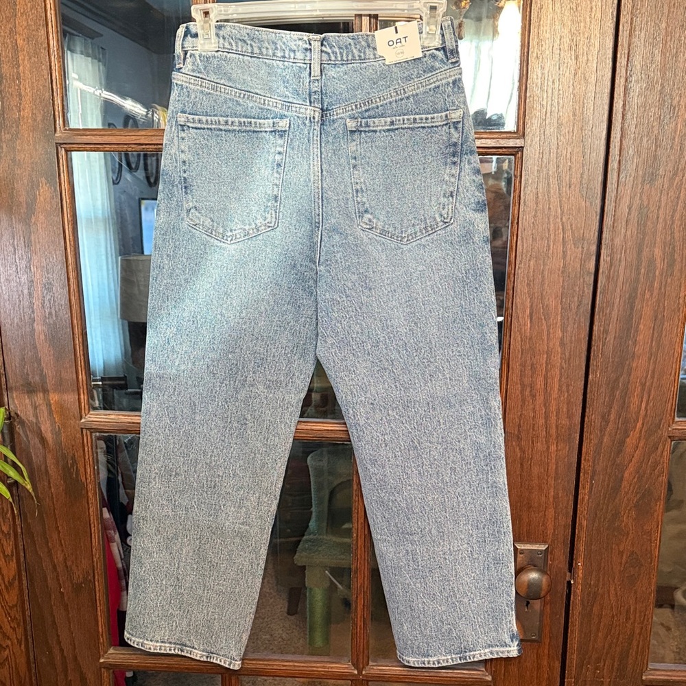 Oat New York Women's High Rise Jeans in Light and Dark‎ Blue Straight Ankle - Picture 5 of 5